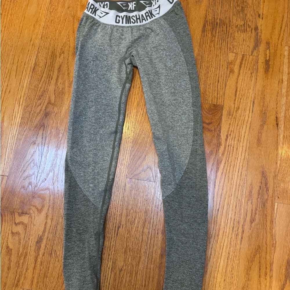 Gymshark Gray Leggings⭐️